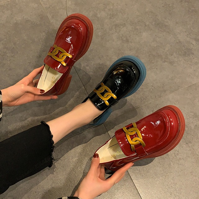 スタイルシングルスプリングレッドレザーレディース 靴 シューズ ローファー 春物 部族の婦人靴63607355372