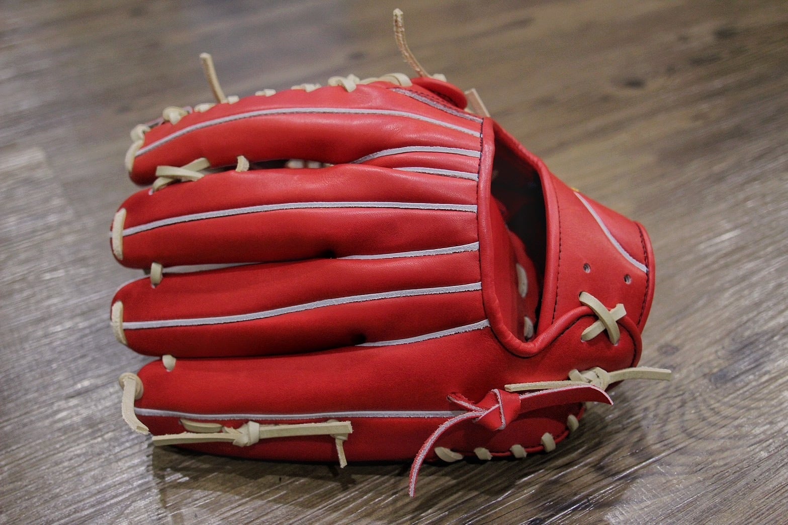 DxM店舗オーダー硬式グローブ 外野手用O110 ホールドレース加工済み