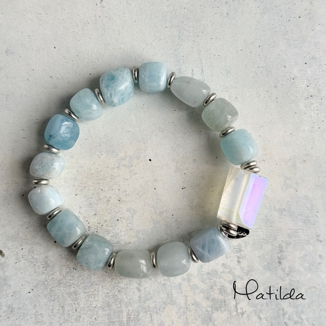 bicolor bracelet（アクアマリン×クォーツ）