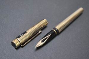 '90s　シェーファー タルガ １００７　SHEAFFER Targa 1007　（細字）　14K　　　　　01410