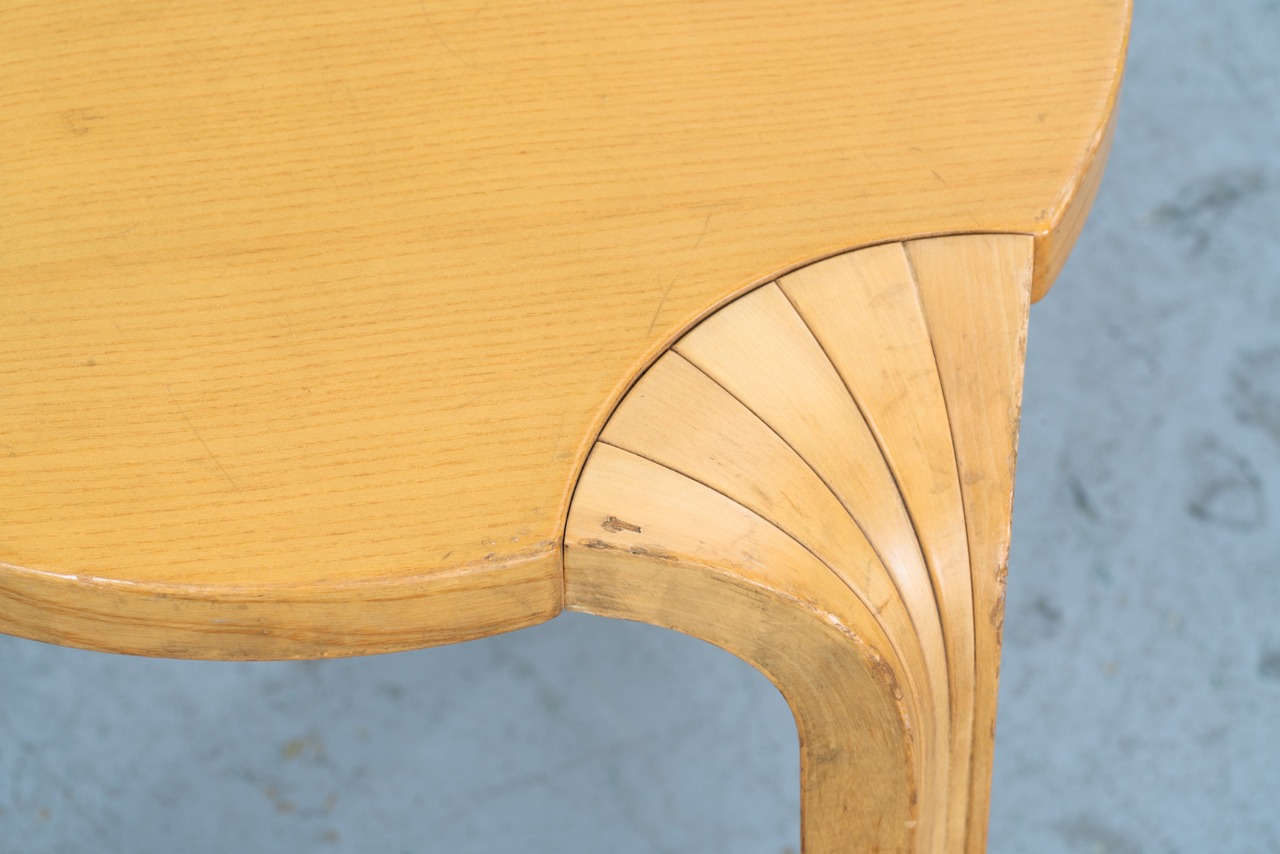 Alvar Aalto | X600 Stool