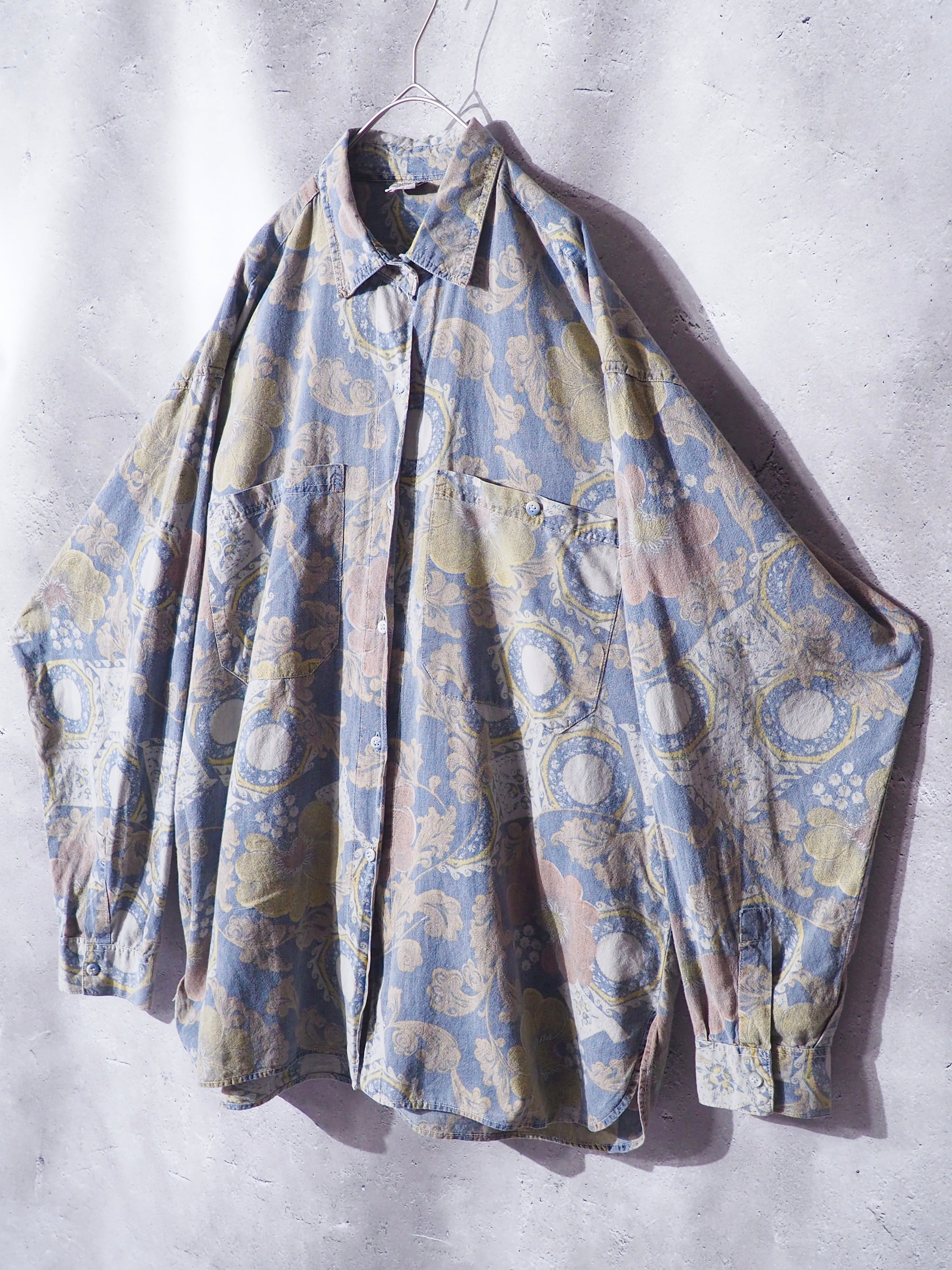 1980s ” 蜃気楼 - Mirage ” Beautiful luxury pattern vintage loose shirt