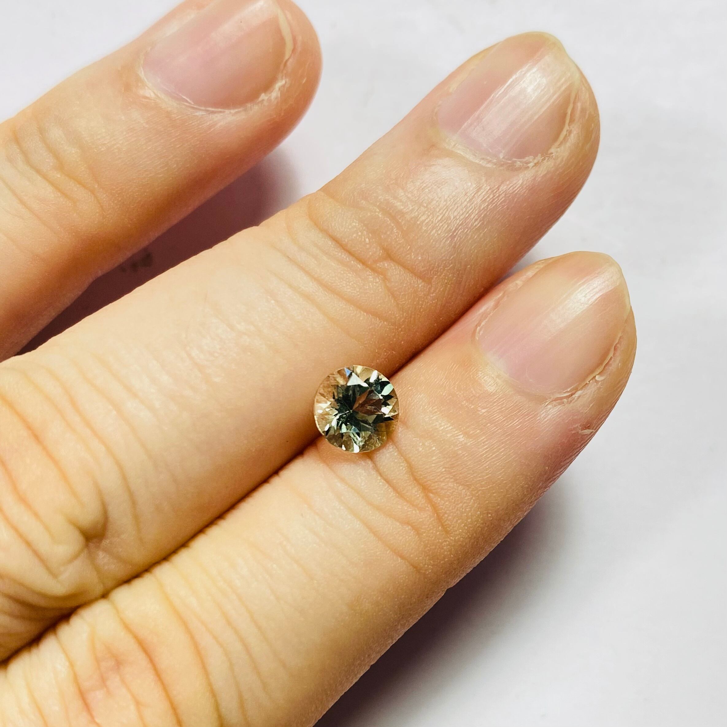 レアラグーンカラーなオレゴンサンストーン