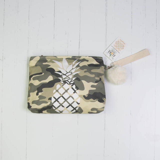 クラッチバッグ（防水裏地付き）Waterproof Camouflage Green Pineapple