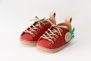 【受注生産】first shoes "HELLO" ( red ＋ flowers )