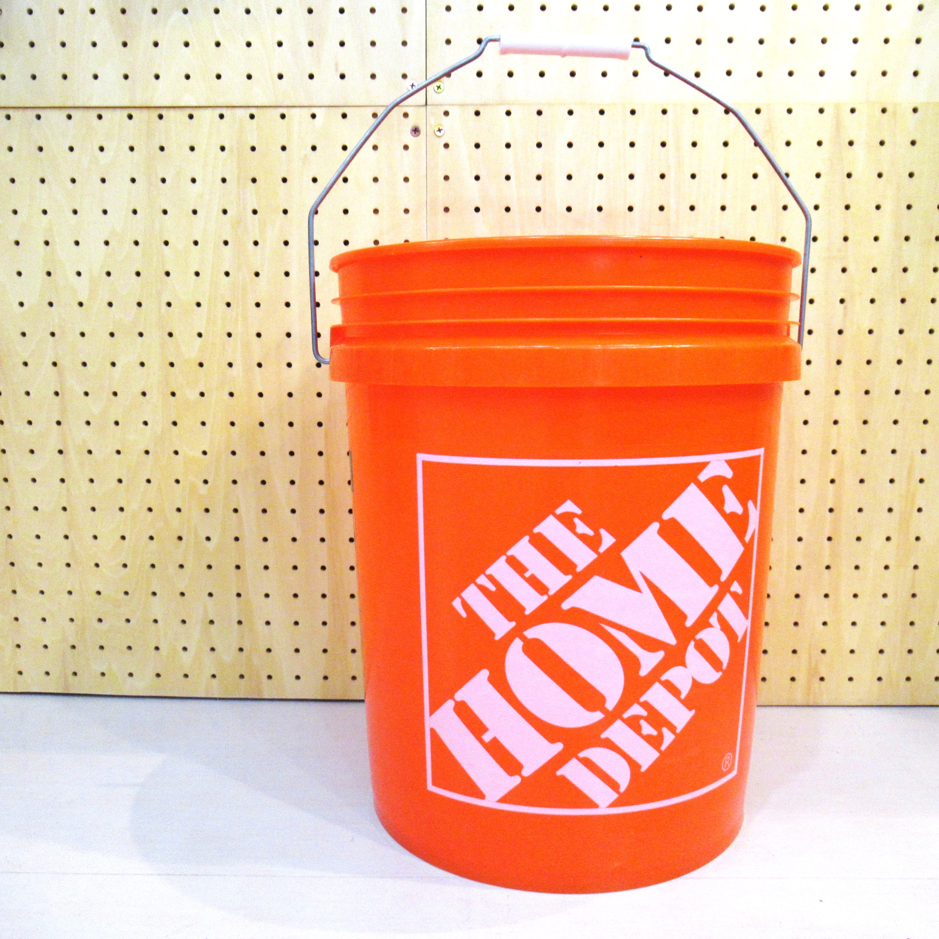 HOMEDEPOT（ホームデポ）LEAKTITE 5ガロンバケツ MADE IN USA | drop by