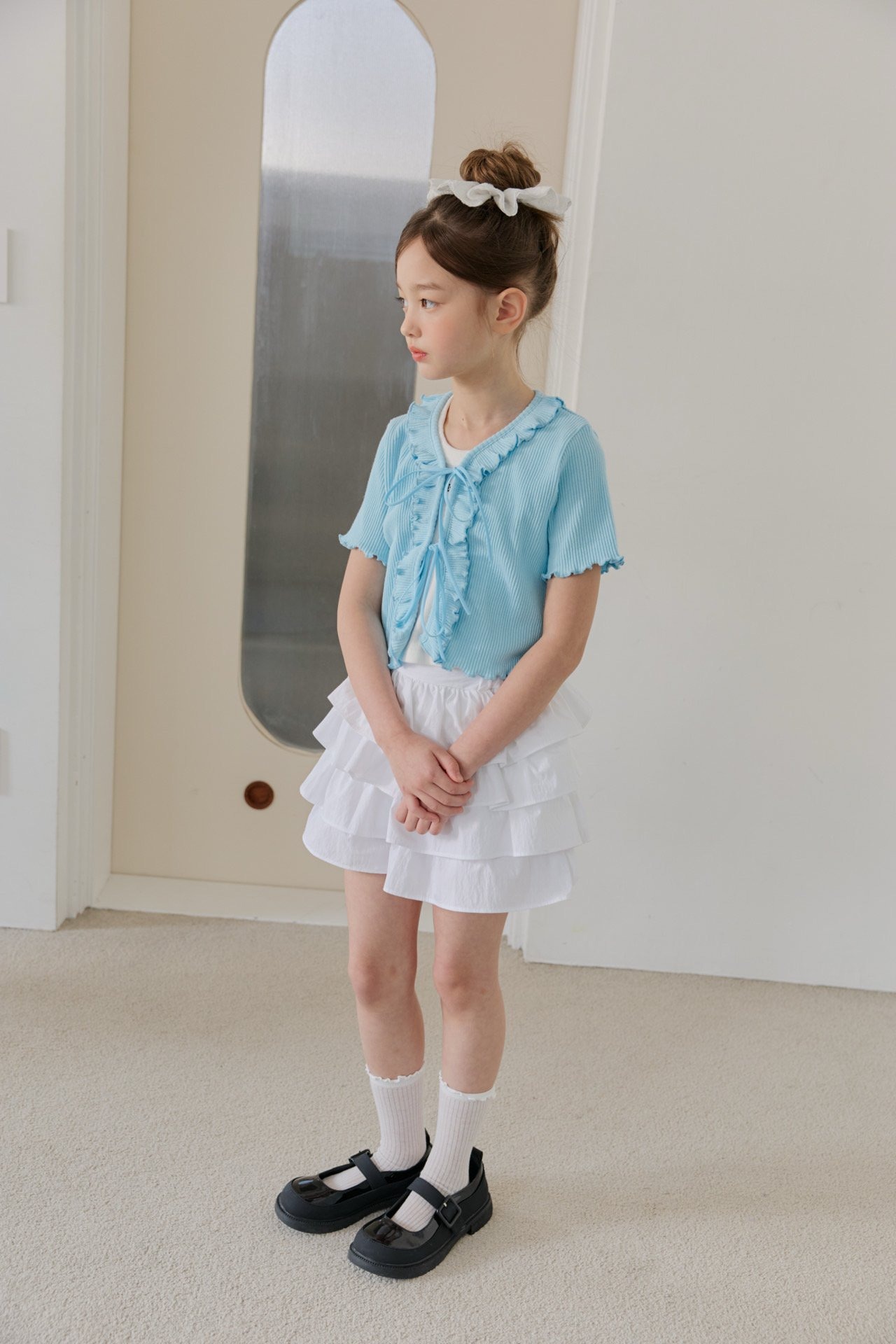 [DOREDORE] needlepoint ribbed Sleeveless (17/19) / [도레도레] 자수골지나시 (17/19)