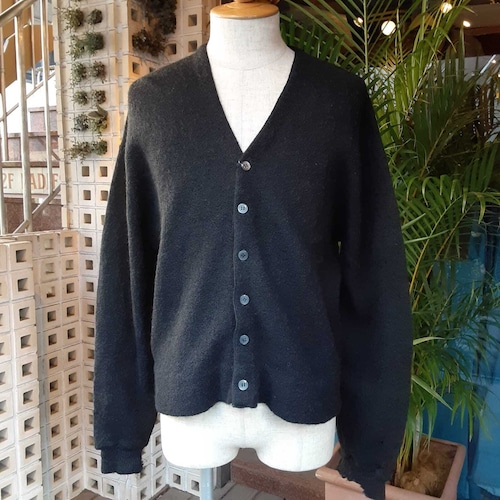 60~70's "VAUGHN at Sather Gate" Mohair cardigan / 60~70年代 "ヴォーン アット セイザー ゲート" モヘアカーディガン