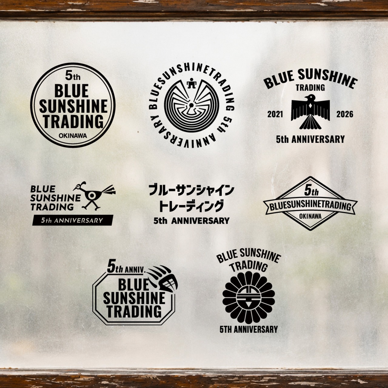BlueSunshineTrading 5周年アニバーサリーステッカー（Black） - 1