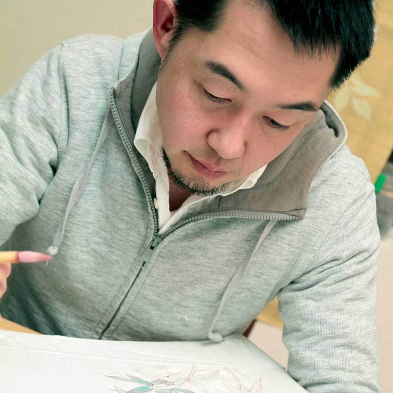 加賀友禅掛軸 彩四季 猫に牡丹（中・縦）山田武志 | 加賀友禅