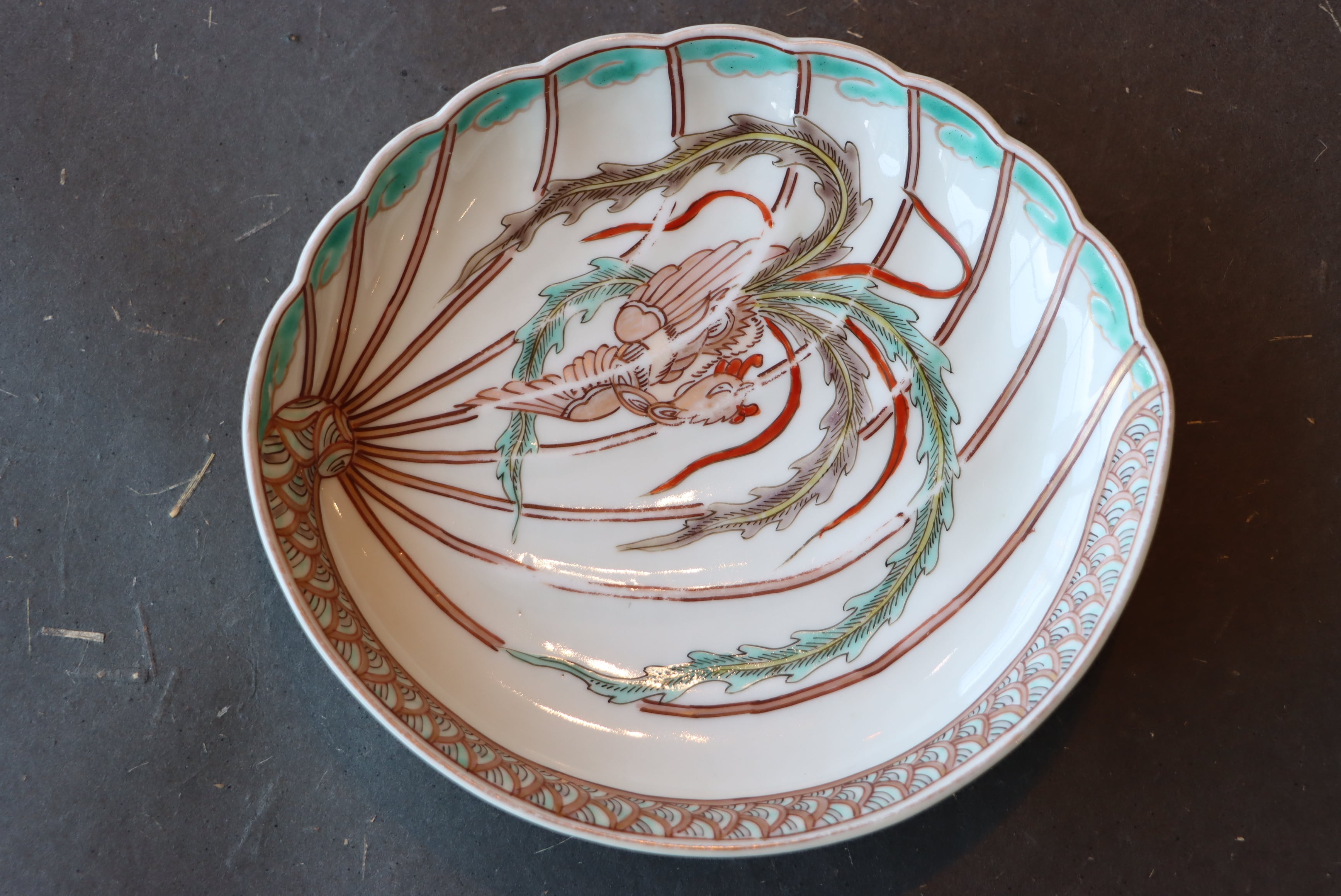 伊万里焼 色絵 鳳凰文 鮑形 変形皿/Imari abalone shaped plate | (有