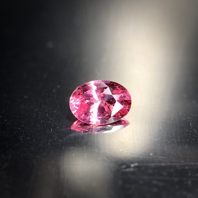 瑞々しい蓮花色の煌めき　0.48ct 天然 パパラチァサファイア DGL鑑別書付属