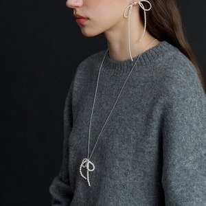 Pearl ribbon motif long necklace T6090