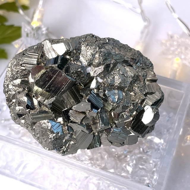 【富と行動力を現実に定着させる黄金の錬金石】ペルー産パイライト M2_1