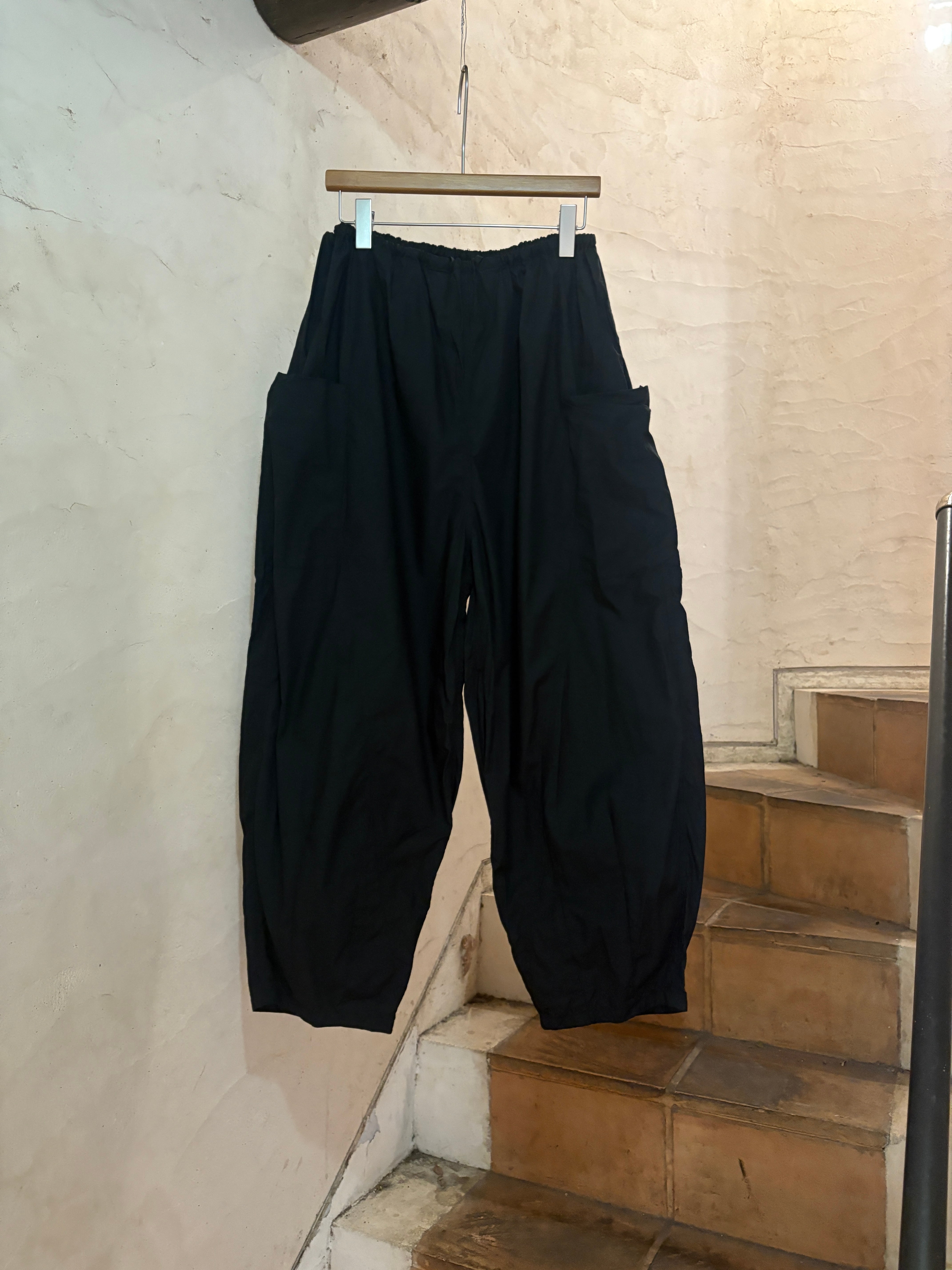 ICHI ANTIQUINTÉS | TYPEWRITER COTTON PANTS-black