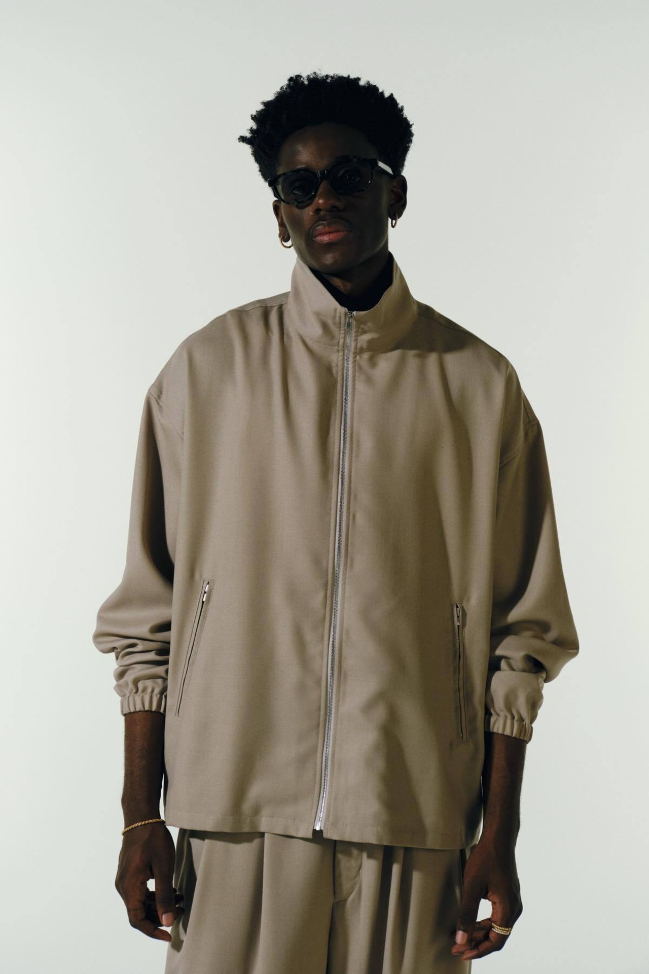 T/W Gabardine Stand Collar Zip Up Jacket - Taupe -