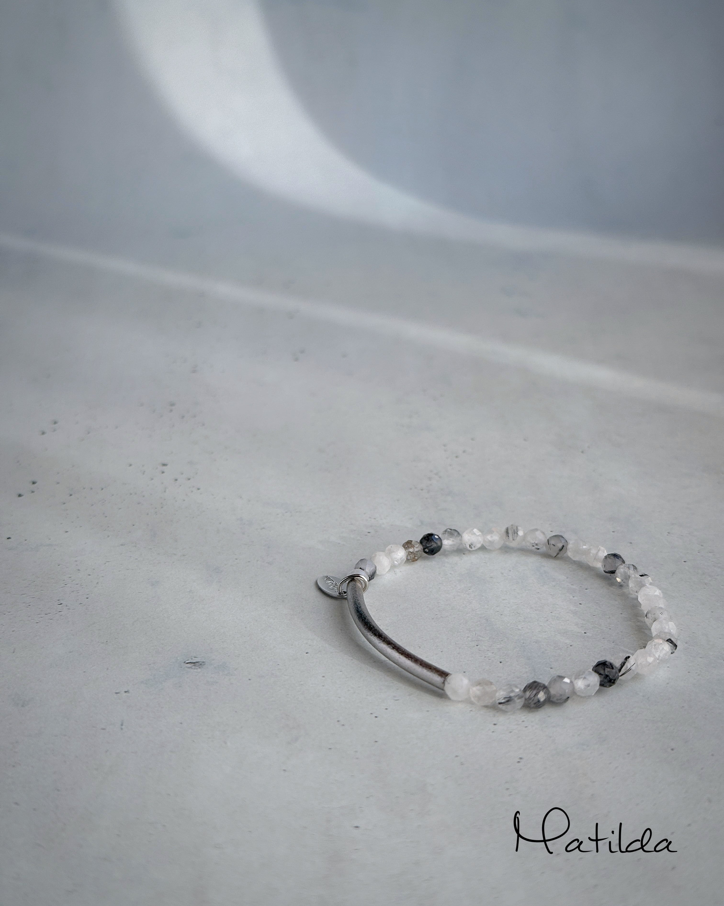 【再販】Tube & stone bracelet(ブラックルチルクォーツ)