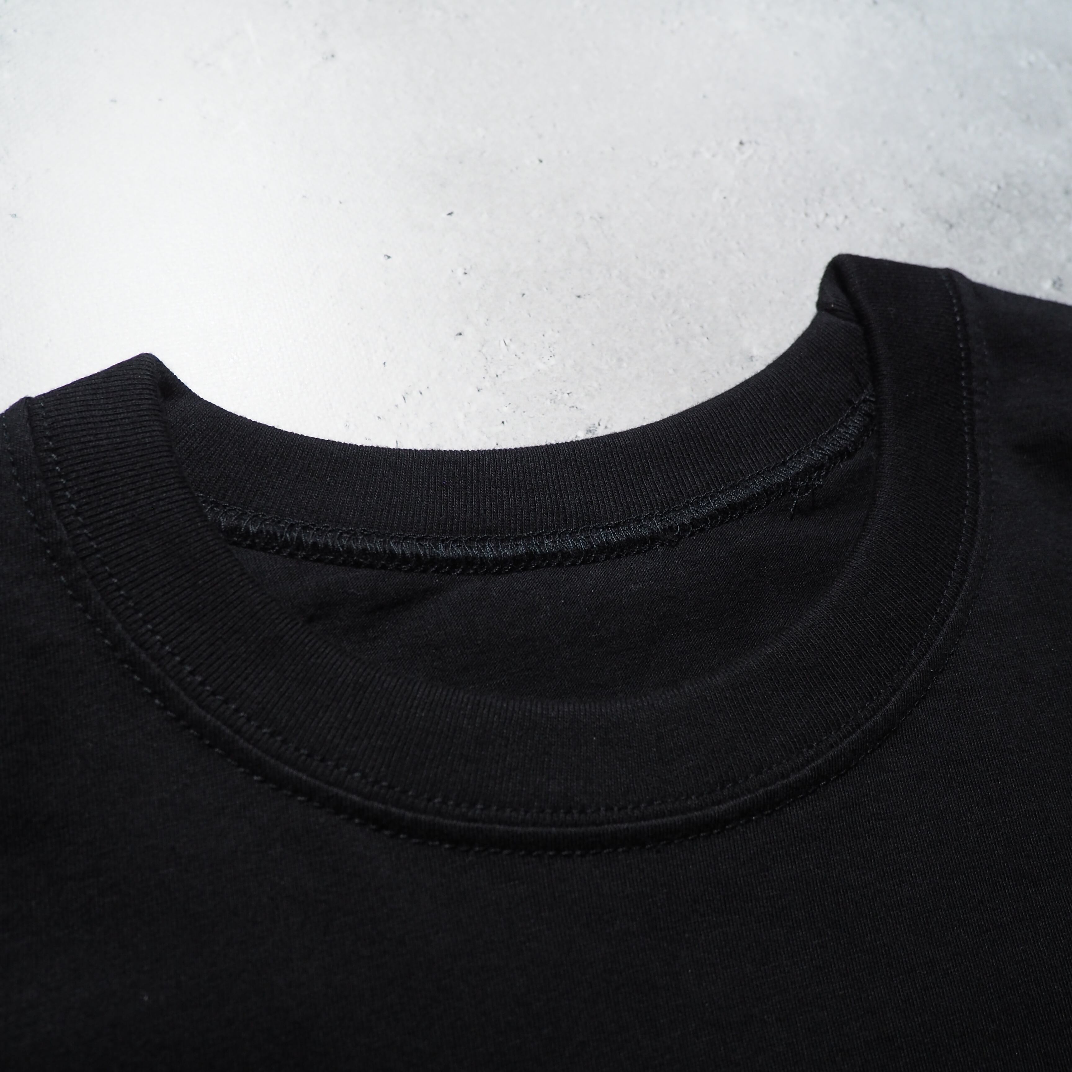 ” Korea - 한글 문자 ” graphic printed Black Tee