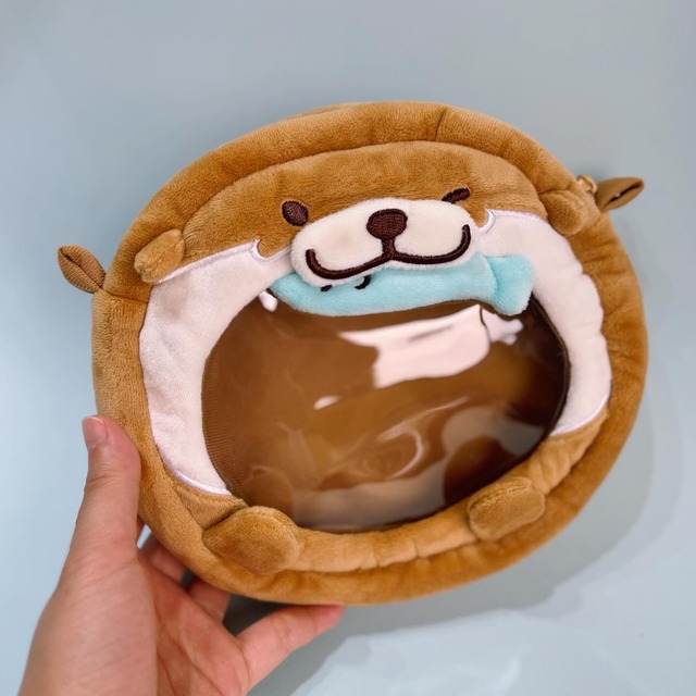 カワウソタタぬいぐるみ痛バッグ