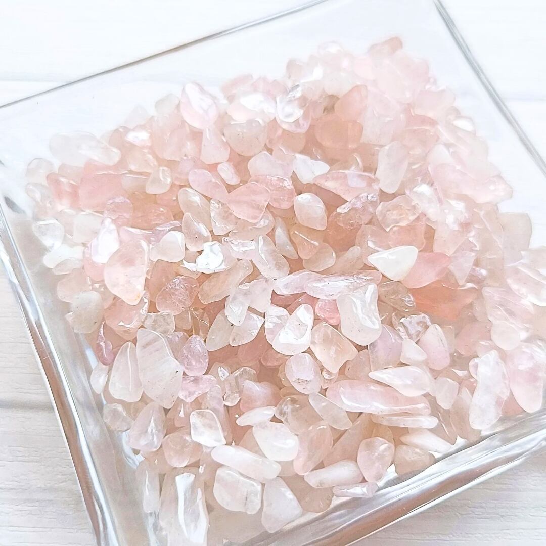 ローズクォーツ (30g) 紅水晶 薔薇石英 天然石さざれ石 穴無しチップ