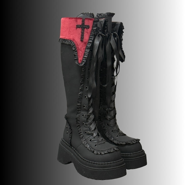 地雷系・サブカル女子のための十字架刺繍ベロア厚底ロングブーツ ｜ 圧倒的な脚長効果