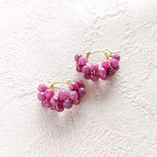 送料無料14kgf Ruby pavé pierced earring / earring