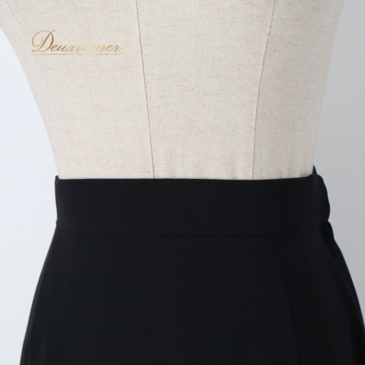 社交ダンス 衣装 スカート ブラック系 チャコット Chacott レッスン 練習 レッスンウェア 練習着 透け感 黒 無地 チュール かわいい 華やか おしゃれ 上品 大人っぽい 軽やか ふんわり 日本製 アシンメトリー ふんわりスカート お教室用ダンス衣装 ダンスレッスン 女性用スカート エレガントダンスウエア 透け感スカート