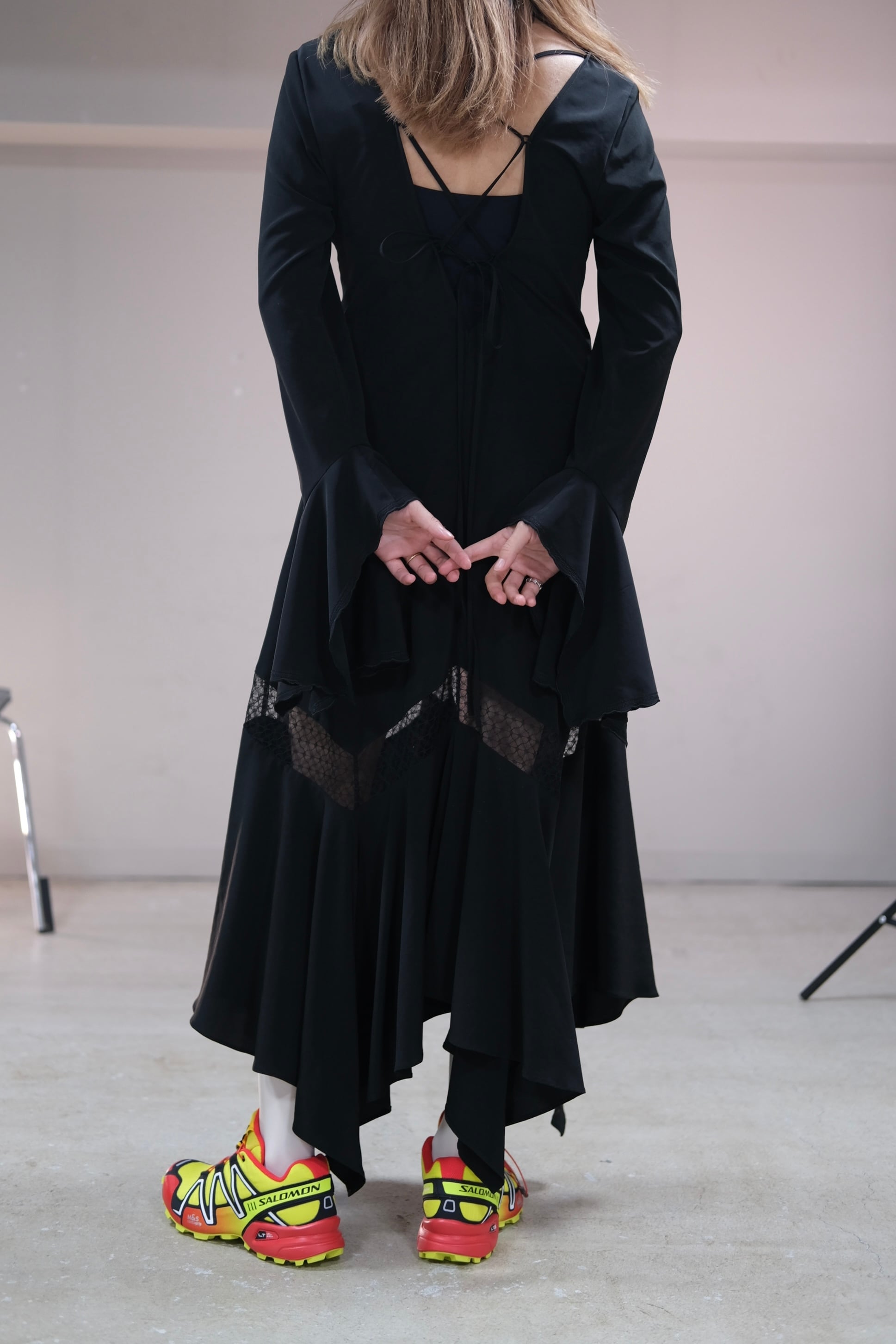 FETICO】RUFFLED-HEM CREPE DRESS | loop