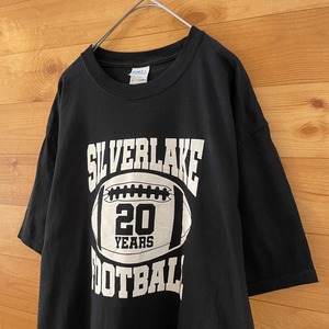 【PORT&COMPANY】フットボール ロゴ Tシャツ silverlake football イラスト バックプリント L US古着