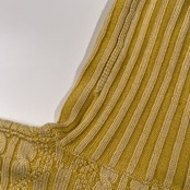 VERSACE ヴェルサーチ ケーブル編み タートルネック ショート ウールニットセーター サイズ 42 /イエロー系/ビンテージ