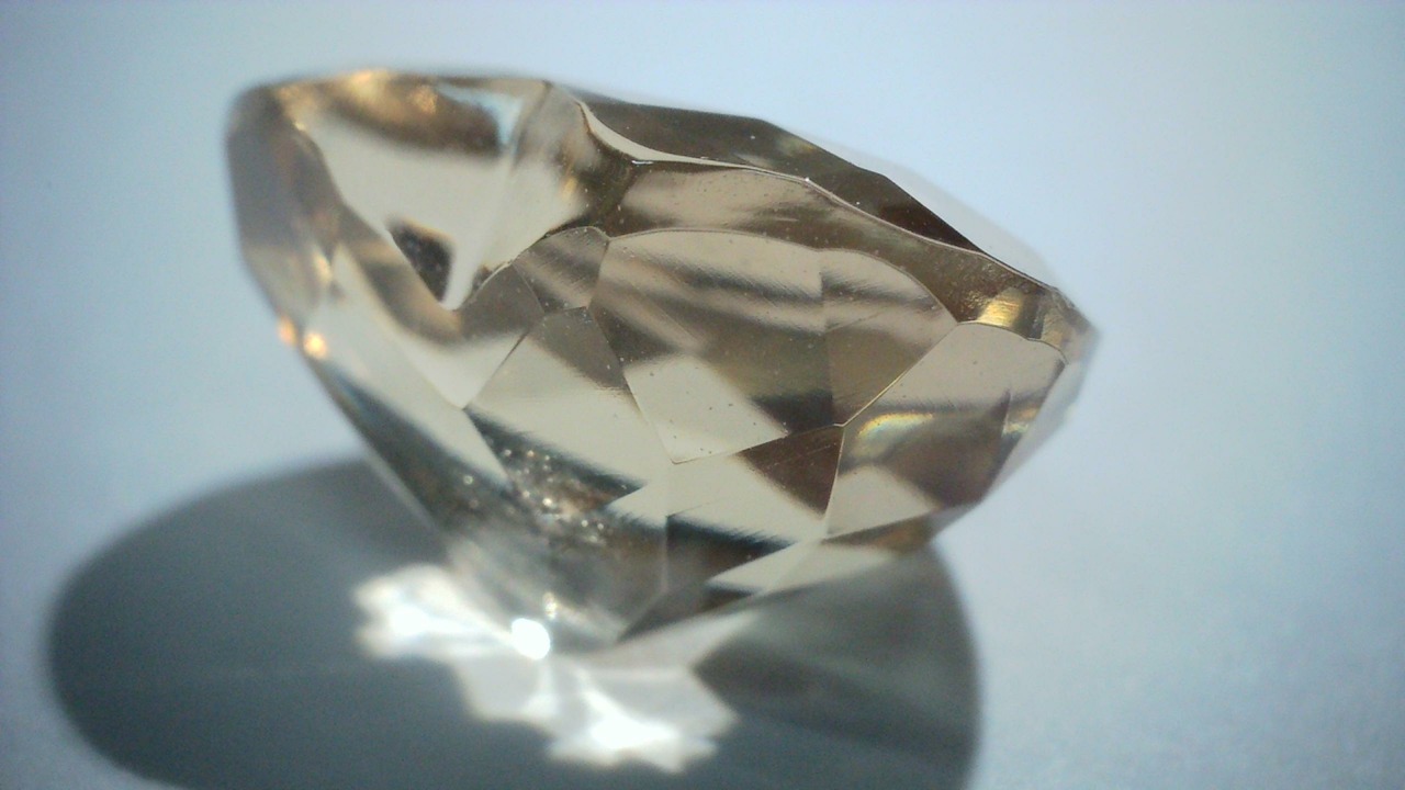 シトリン（ハートカット）　2.52ct　[C13‐616]