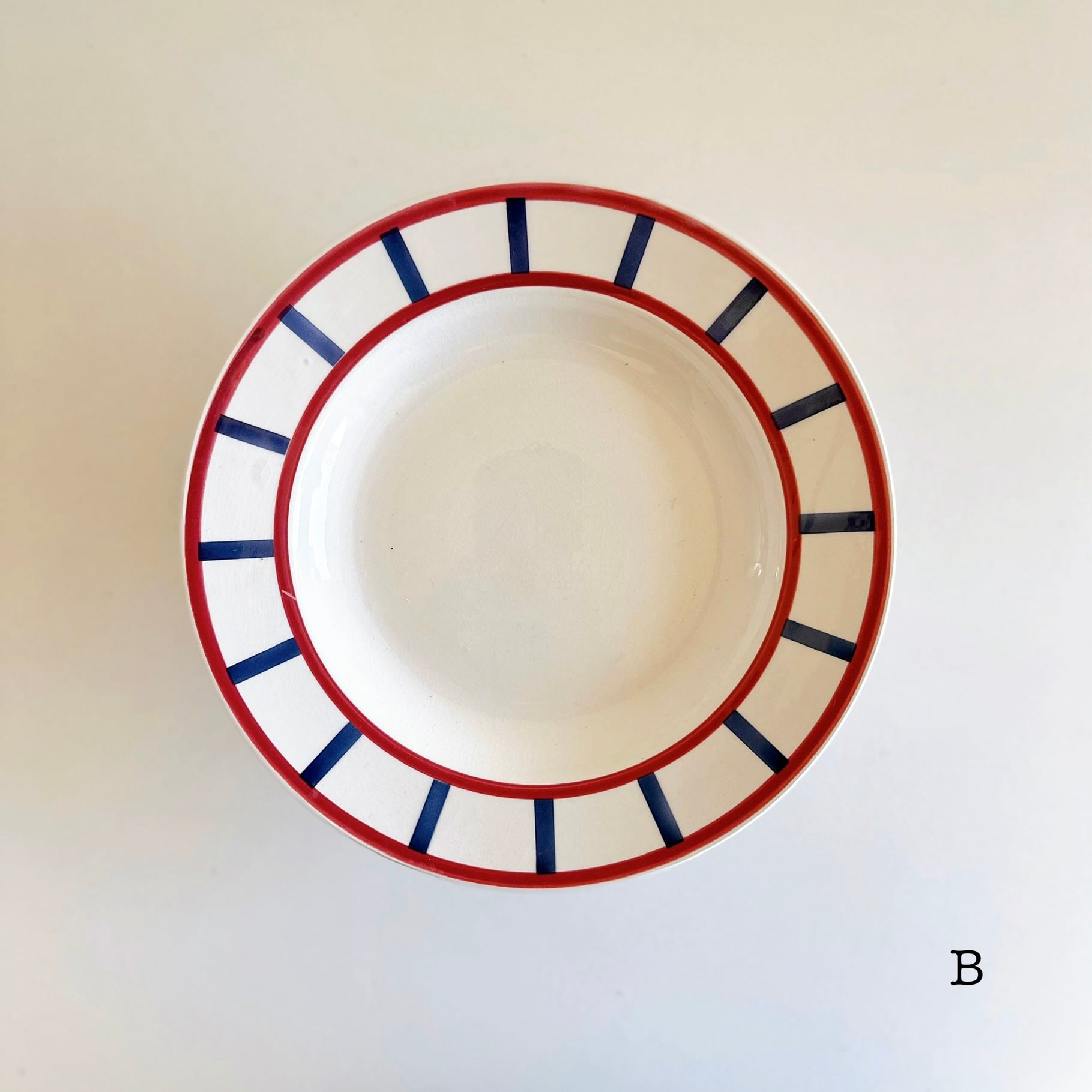 Creil et Montereau クレイユ・モントロー Béarn バスクモチーフ 中深