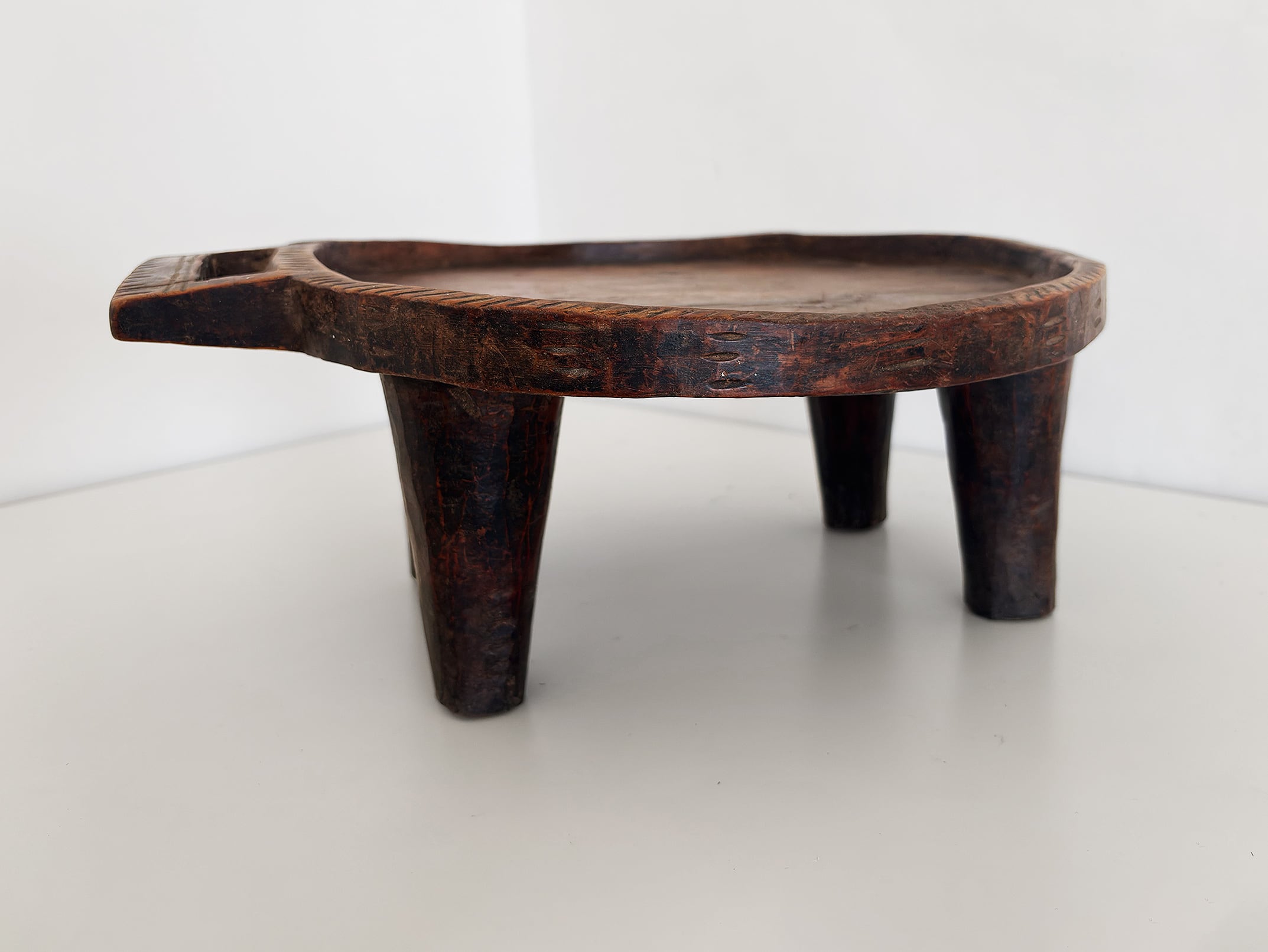 エチオピア 持ち手短め コーヒーテーブル | wouet