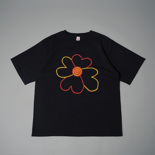 CC "FLOWER with LOVE" HAND EMBROIDERY S/S TEE -BLACK-