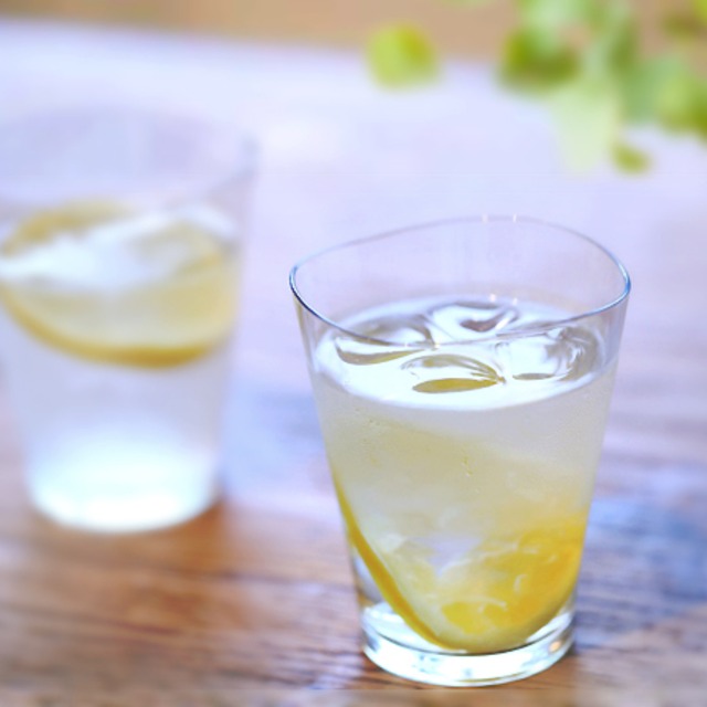 割れないグラス プラキラ（ゆらぎ）