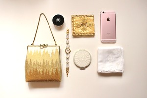 ビーズバッグ　　　　ゴールド