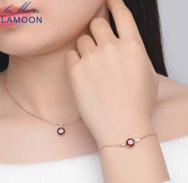 LAMOON　お得　ジュエリー４点セット　ピアス・リング・ブレスレット ・ネックレス　 2ct 天然赤ガーネット 　925 スターリングシルバー　 S925　女性　SKU-358