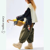 ドット×丸みシルエットのアート系クロップドパンツ 《i0824》