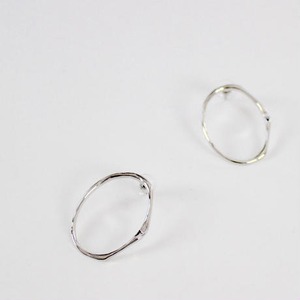 circle minimalist style earrings