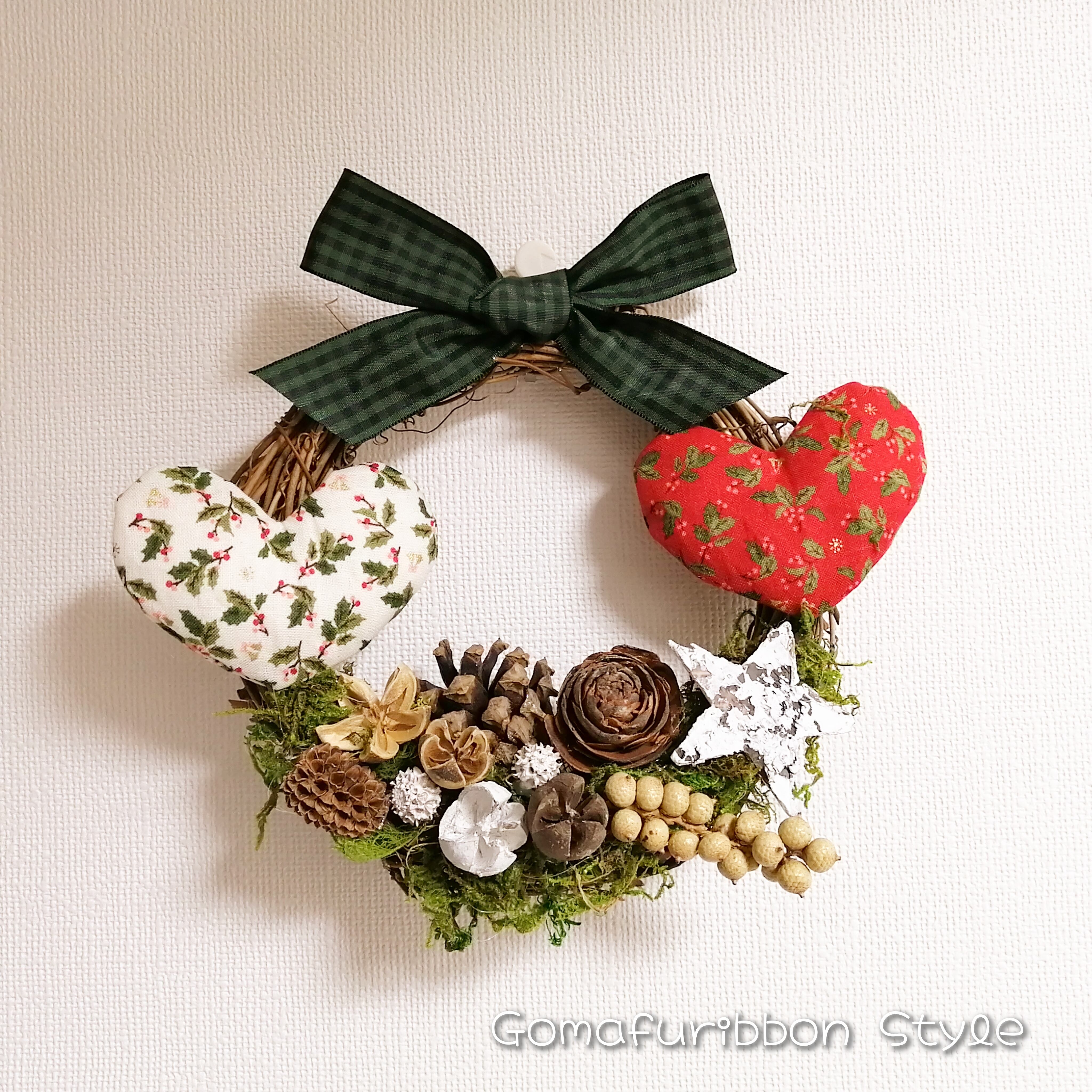 クリスマスリース ハート グリーンリボン