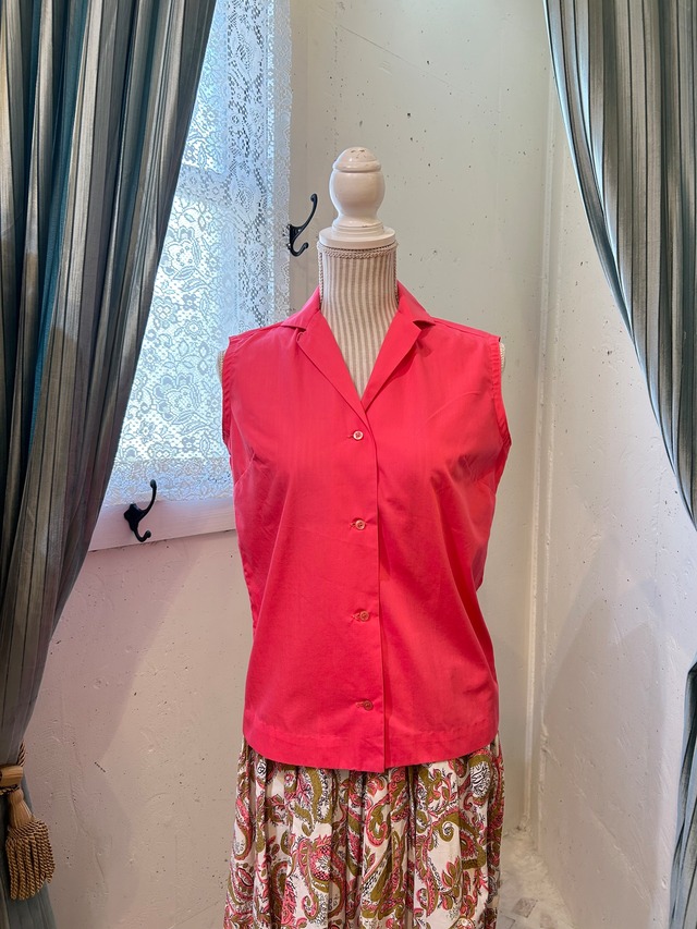 50’s "Lady Manhattan" pink sleeveless blouse