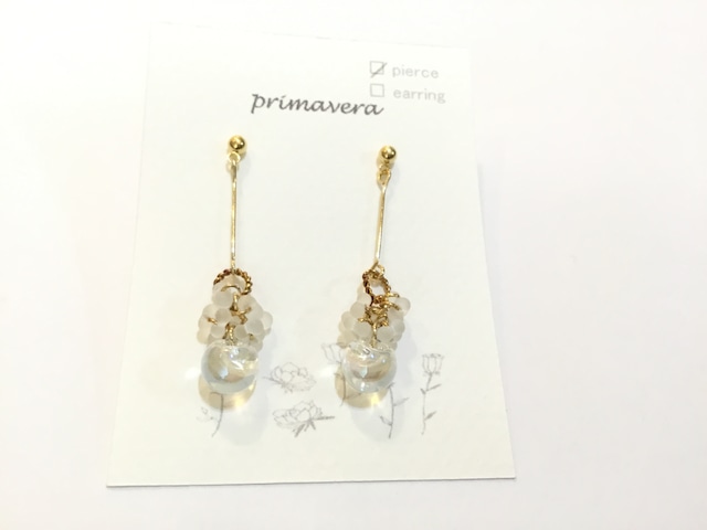 【イヤリング変更可能】primavera クリアなピアス