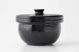濃黒３合釡鍋雑穀ご飯鍋（丸型）