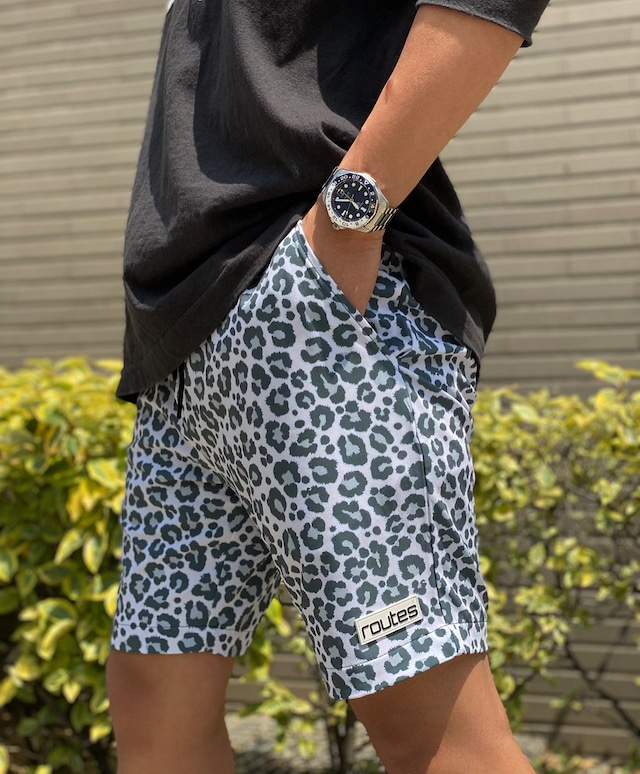 leopard shorts / charcoal