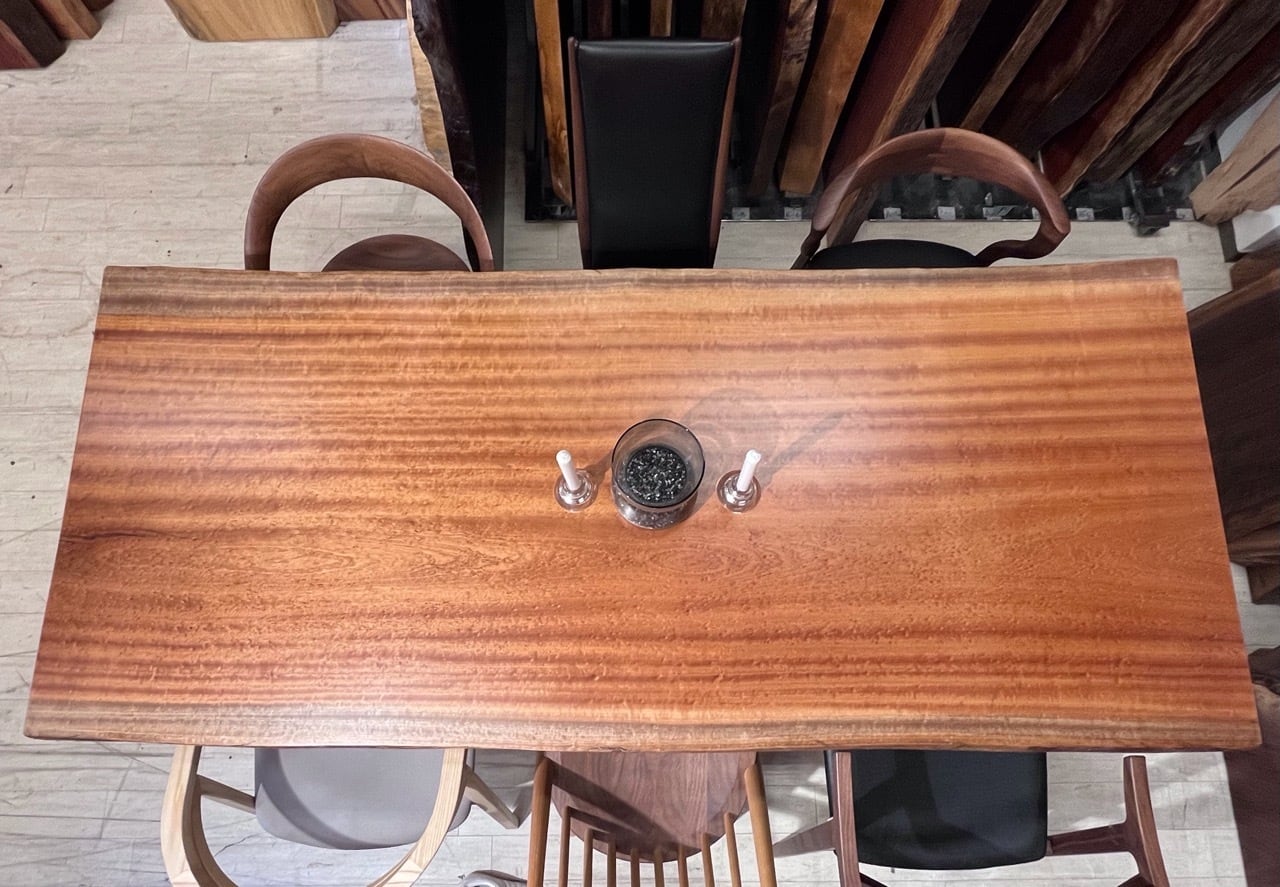 天然木　サペリ材　折り畳みサイドテーブル　一点物　手造り 天然木 サペリ材 折り畳みサイドテーブル 一点物 手造り 木製サイド