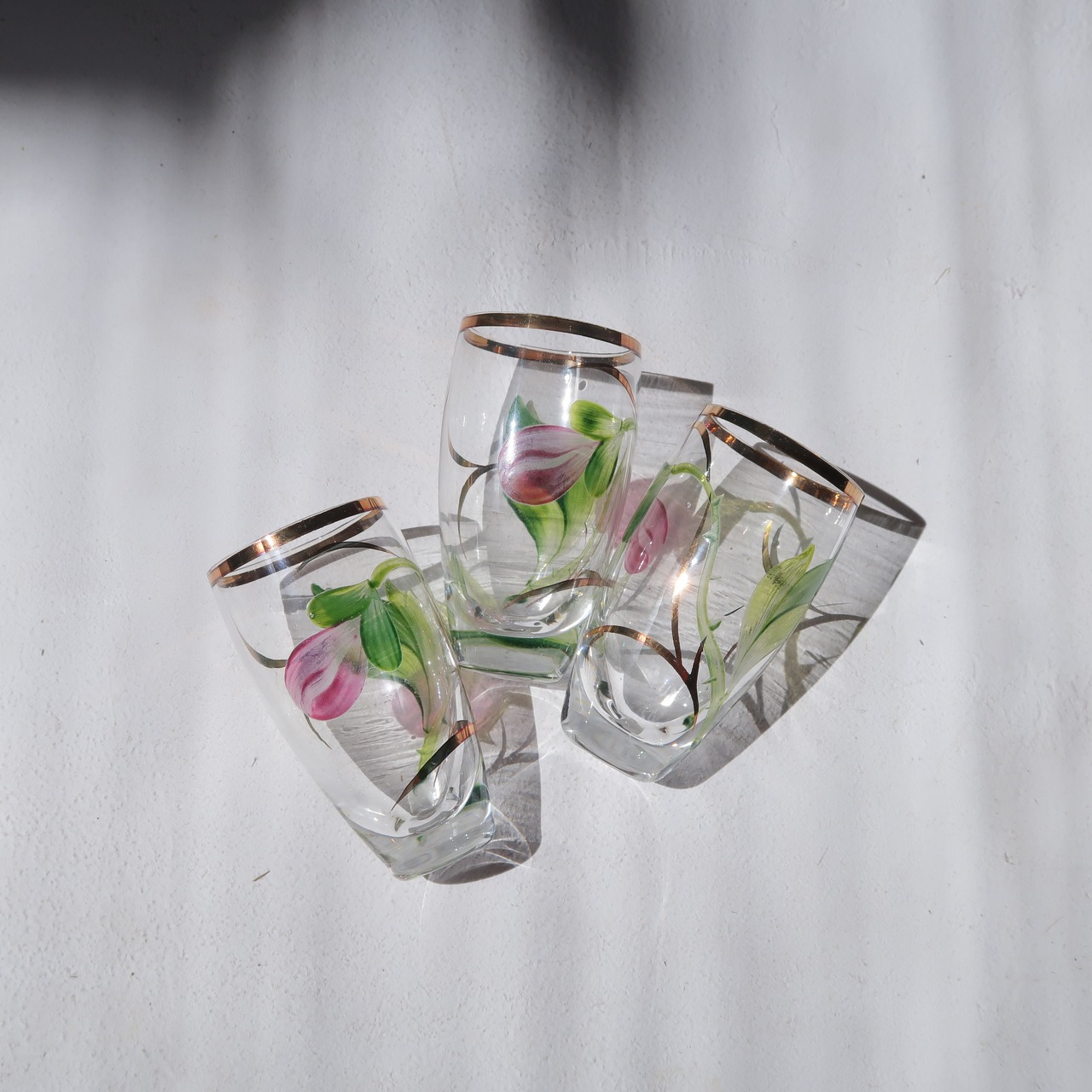 お花のペイントのミニグラス