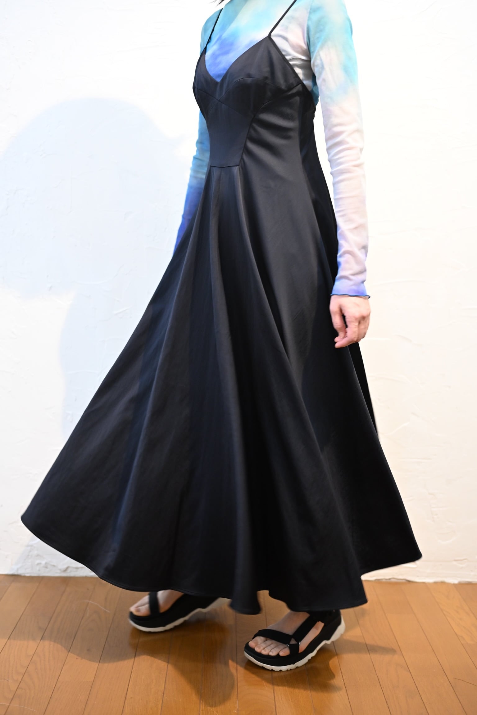 米津玄師着用カナリヤドレスアンドドレスドブラック シャツドレス 長袖 kaene公式オンラインストア シンプルロングスリーブ / 100610 ブラック