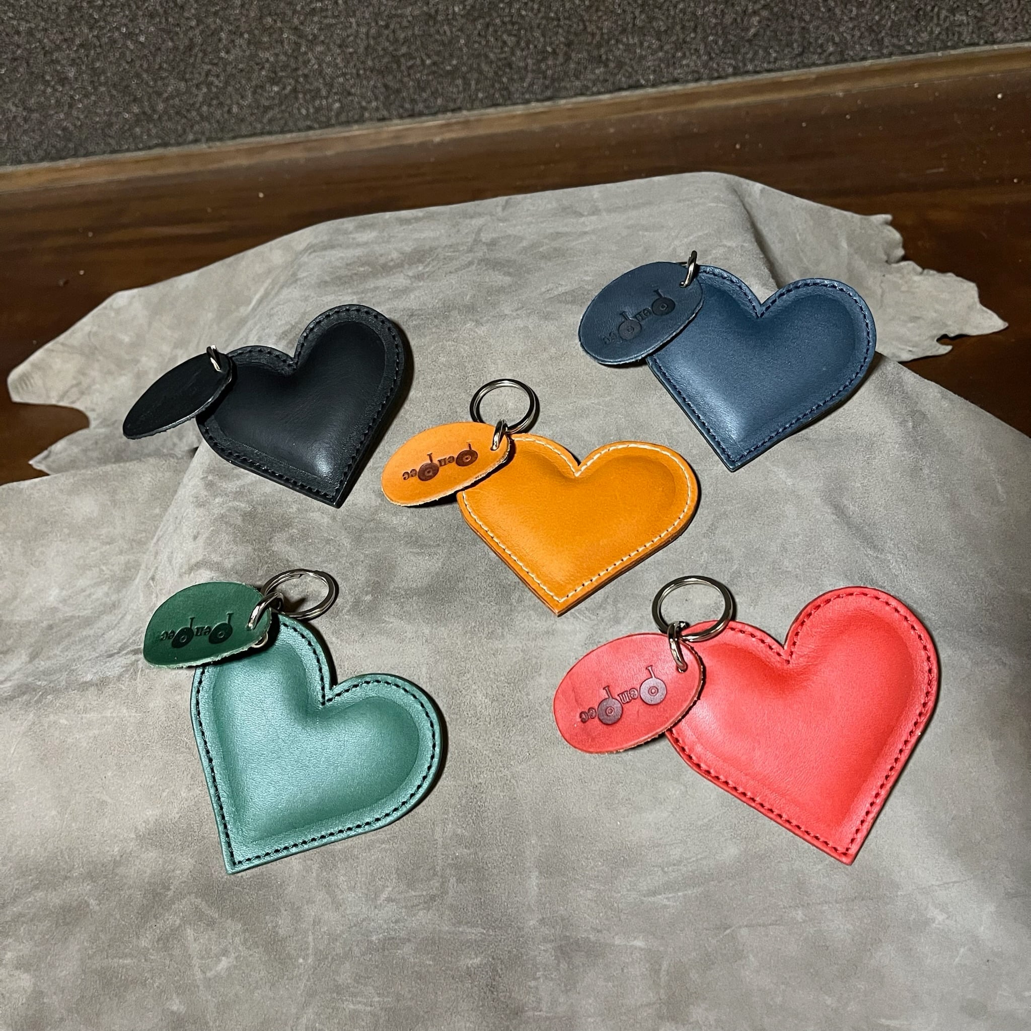 ぷっくりちびハート型押しレザー　No.479 ぷっくりメーカーⓇ（はーと） | さんた屋 <レザークラフトツールの