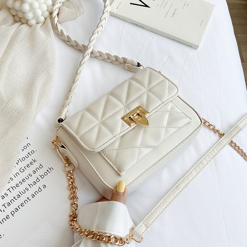 新しい質感の小さなバッグの女性のバッグ2020人気の新しいトレンディなワイルドチェーンショルダーメッセンジャーバッグ夏の小さな正方形のバッグ Tiancai_Wing_Bag6970390