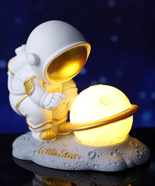 置物 宇宙飛行士 金 ゴールド おしゃれ 宇宙 リビング 樹脂 ギフト の